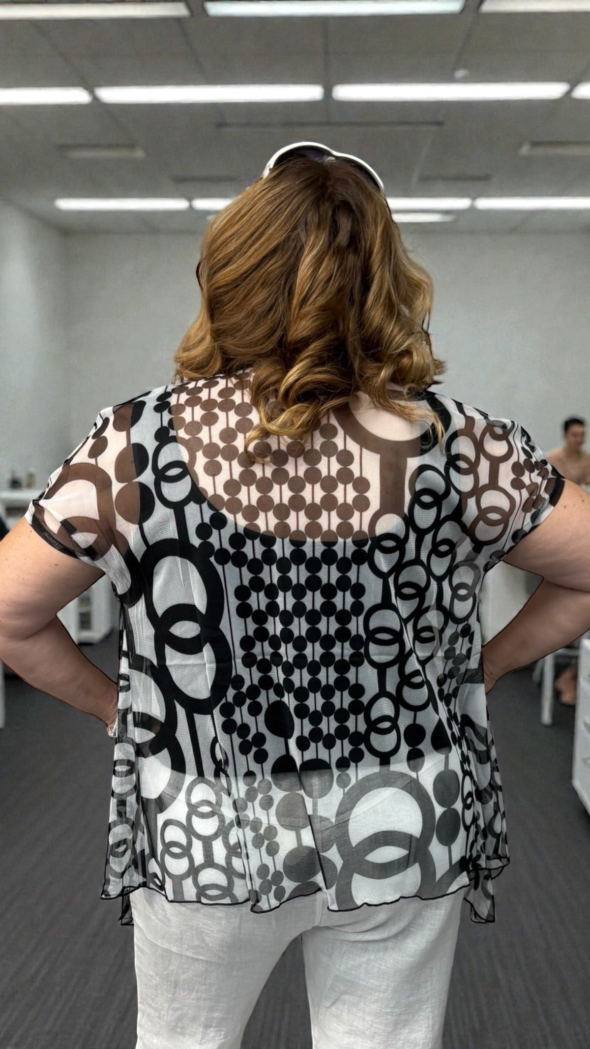 Black and white short sleeve bolero, stretchy and lightweight, perfect for effortless layering and travel